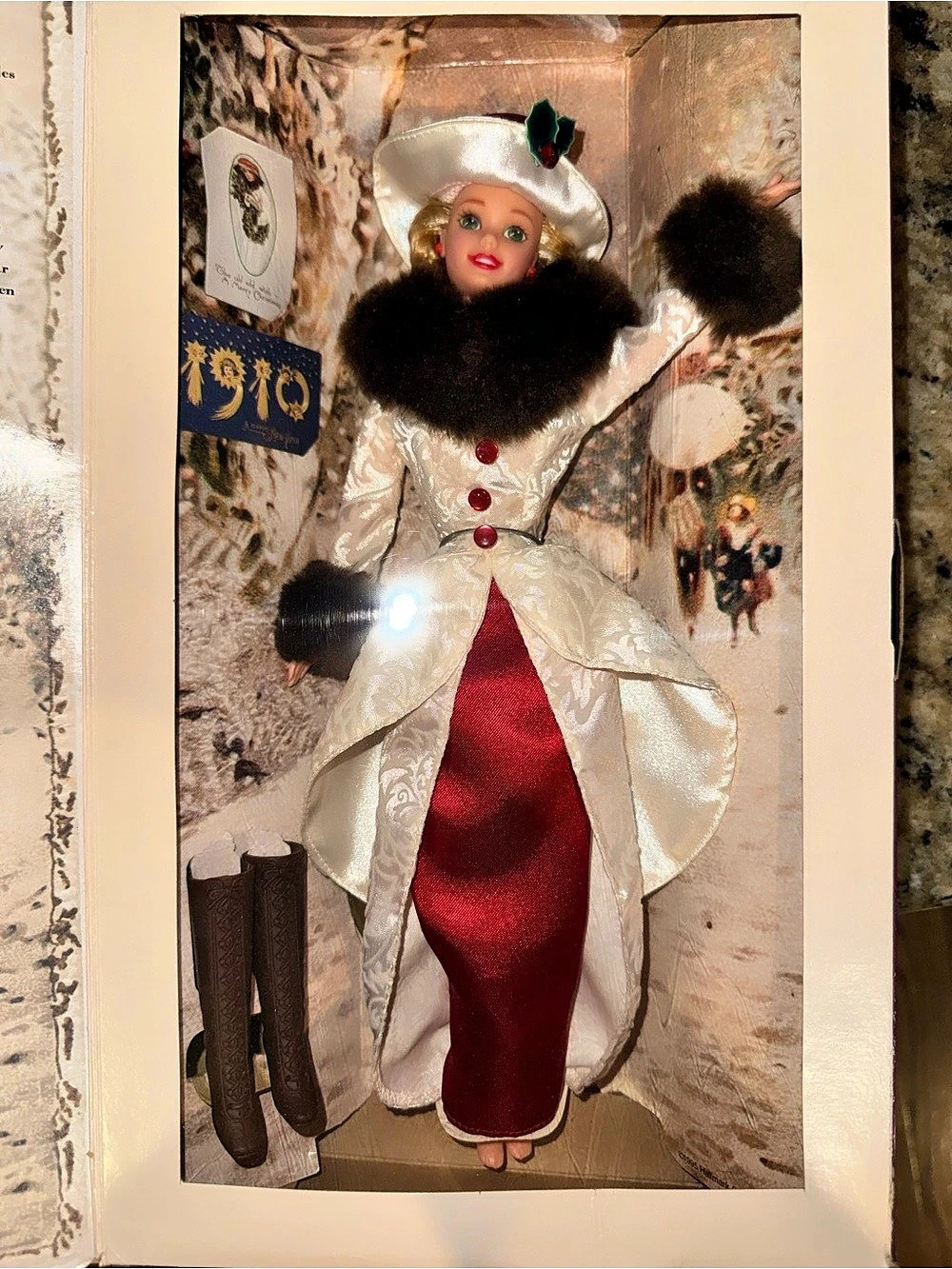 Mattel Holiday Memories Barbie Special Edition Special Edition Barbie Doll in